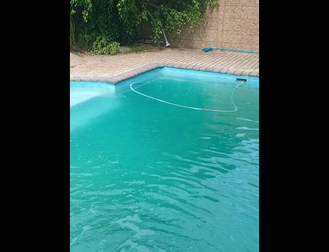 4 BEDROOM HOUSE FOR SALE IN WAVECREST